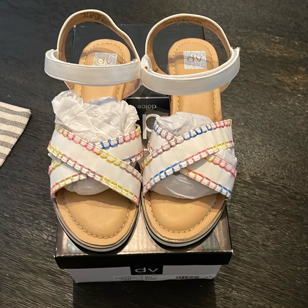 Dolce Vita girls sandals. Brand new in box size 3.